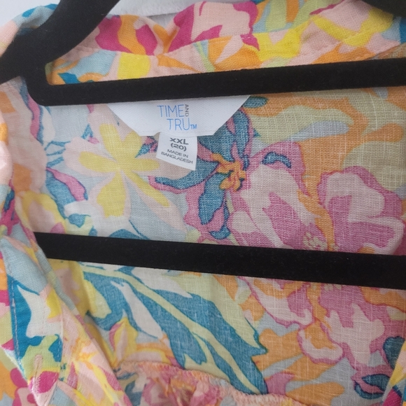 XXL Time n Tru top NWT - Picture 2 of 3